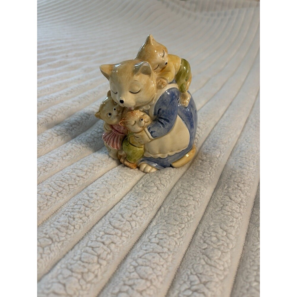 Vintage 1982 Quon-Quon 3 Little Kittens CoinBank Japan 5" cat family Grandmacore